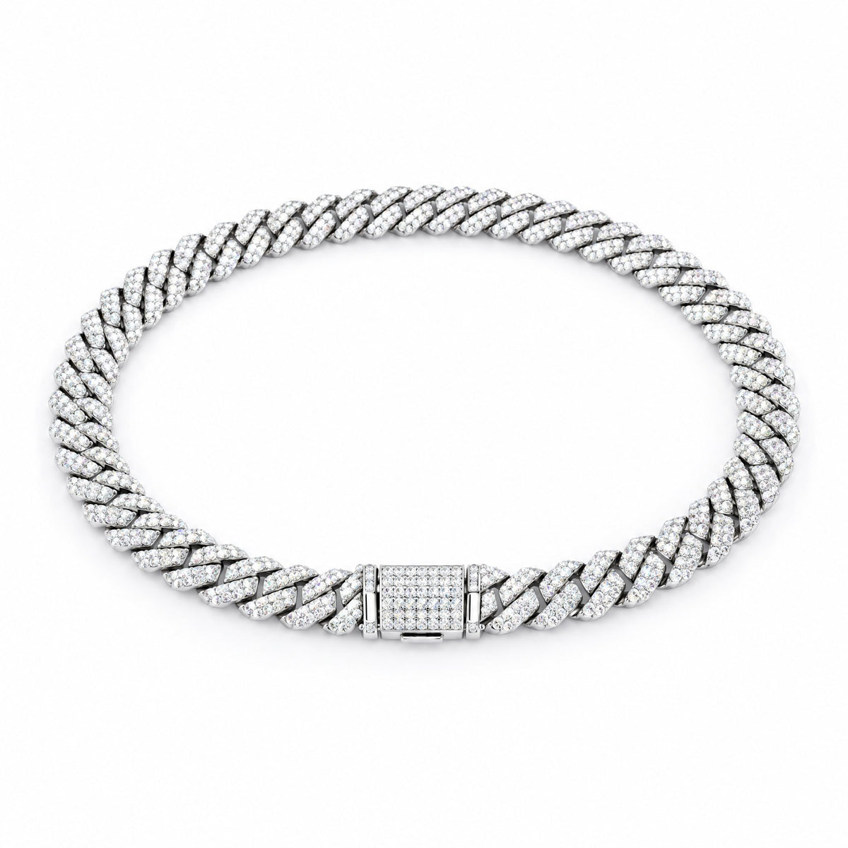 Short closed loop of 8mm iced Cuban links