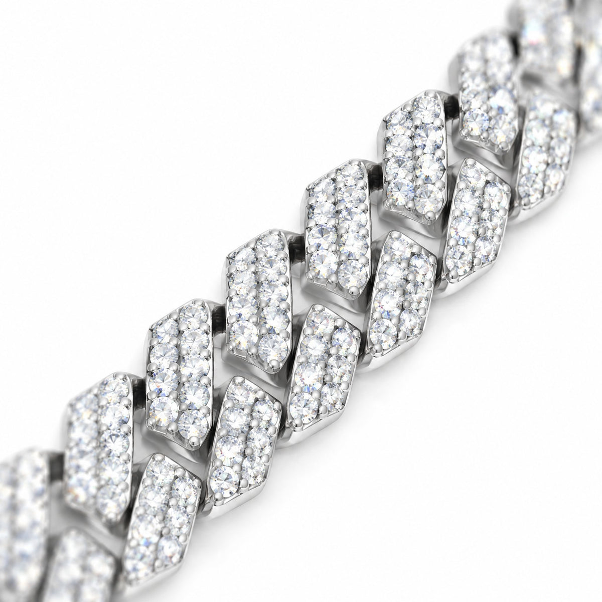 Close-up of the moissanite-set links on an 8mm Cuban chain
