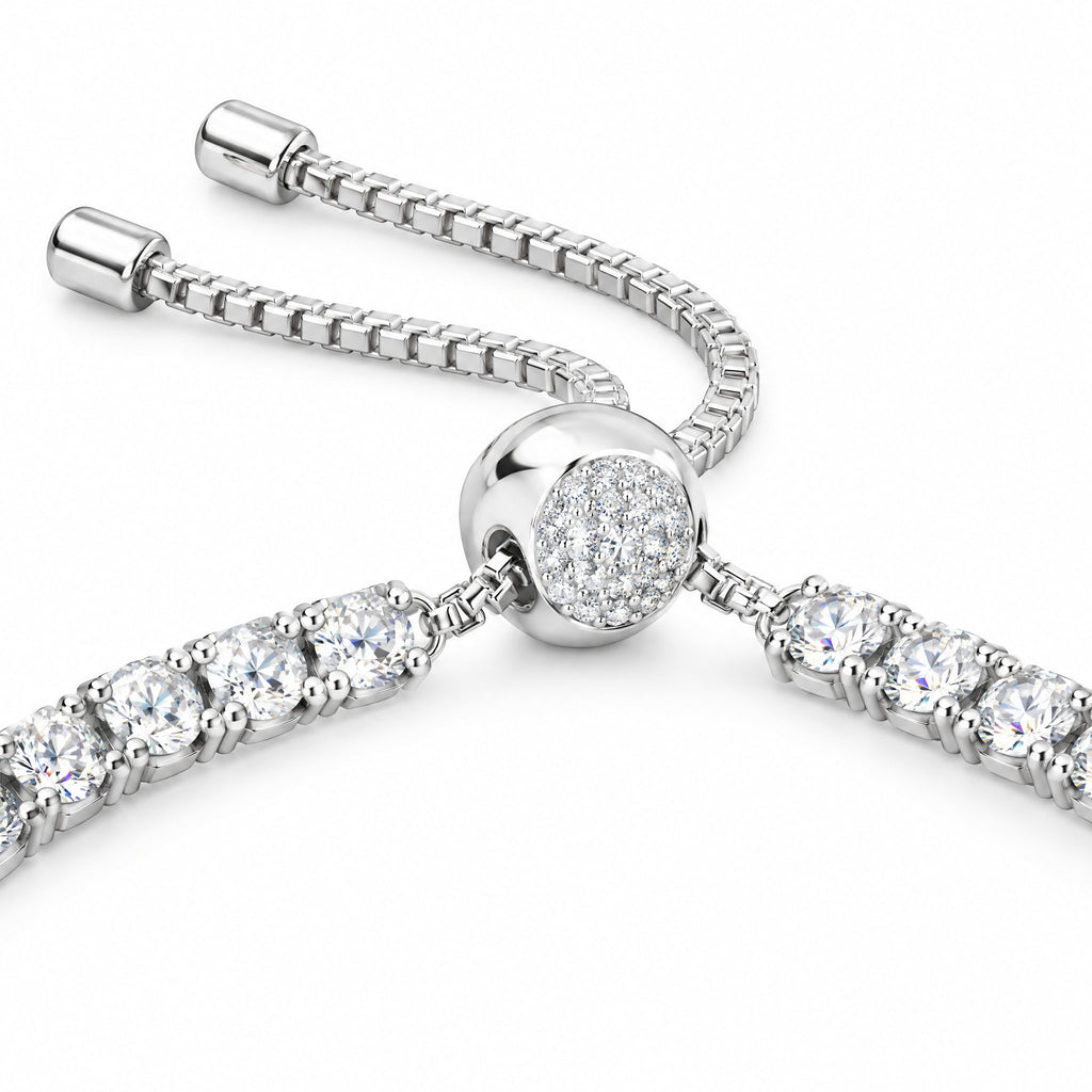 Close-up of the stone-set slider and box chain ends