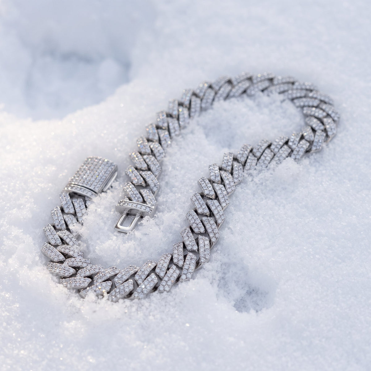 10mm Cuban link chain lying on snow